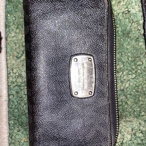 Michael kors wallet book